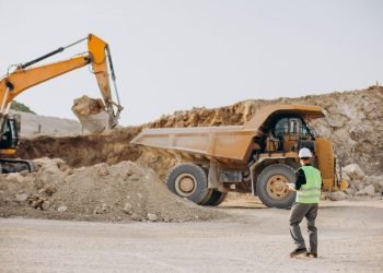 kampus kelola tambang