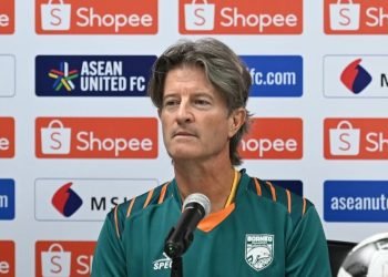 Raih Hasil Minor, Borneo FC Pecat Pieter Huistra