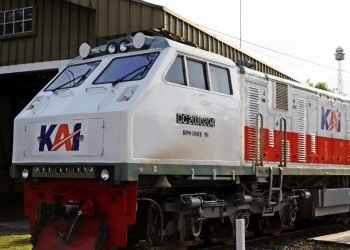 Ada banyak pilihan sarana terkait kereta api tambahan yang ada. Diantaranya, kereta eksekutif Mild Steel, kereta eksekutif New Image, kereta eksekutif Stainless Steel Generasi 1, serta kereta Ekonomi Premium Stainless Steel yang dirancang dengan kenyamanan premium. Selain itu, terdapat juga kereta ekonomi long seat berkapasitas 80 penumpang yang menawarkan pengaturan tempat duduk praktis untuk perjalanan jarak pendek maupun menengah