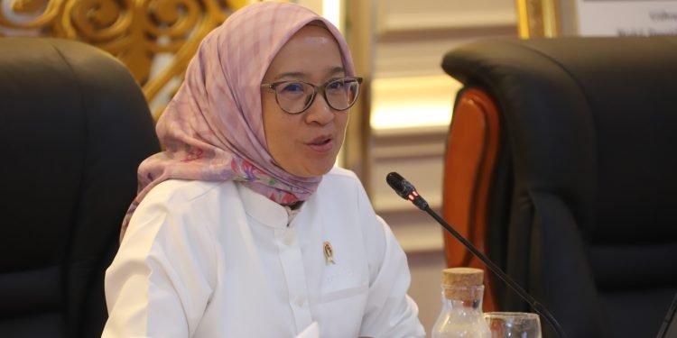 Menteri PANRB Rini Widyantini