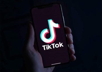 Selain TikTok, aplikasi lain yang dimiliki ByteDance, termasuk aplikasi penyunting video Capcut dan aplikasi sosial gaya hidup Lemon8, juga sedang offline dan tidak tersedia di toko aplikasi AS hingga Sabtu malam