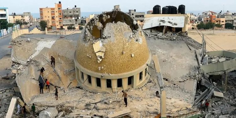 Zionis Israel Hancurkan Ratusan Masjid dan Gereja di Palestina