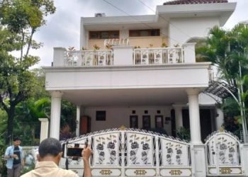KPK Geledah Rumah Hasto Kristiyanto