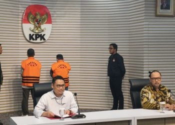 Bupati SItubondo Ditahan