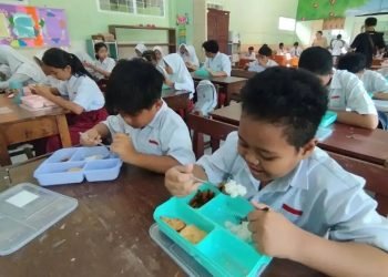 Sejumlah Menteri Tinjau Makan Bergizi Gratis Senin Ini