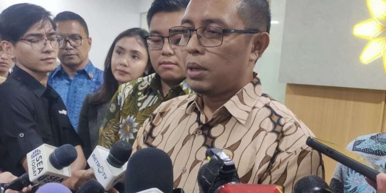 Istana Pastikan Gaji Ke-13 dan 14 Tetap Dibayarkan