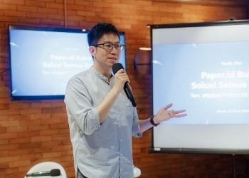 PT Chakra Mandiri Kreasi memanfaatkan Paper.id, khususnya fitur Bulk Payment, untuk mengoptimalkan proses pembayaran ke berbagai vendor dalam satu transaksi. Dengan solusi ini, administrasi keuangan yang sebelumnya memakan waktu kini dapat dilakukan lebih cepat dan transparan, memungkinkan perusahaan untuk lebih fokus pada pengembangan layanan dan proyek-proyek klien.