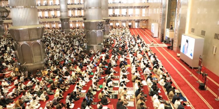 Salat Idulfitri di Masjid Istiqlal
