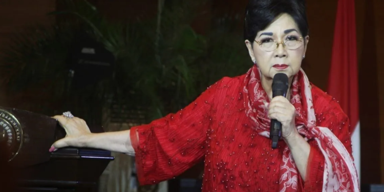 titiek puspa