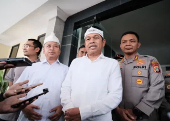 dedi mulyadi pangkas dana pesantren