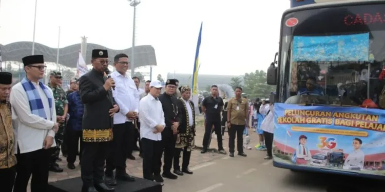 bus gratis pelajar tangerang