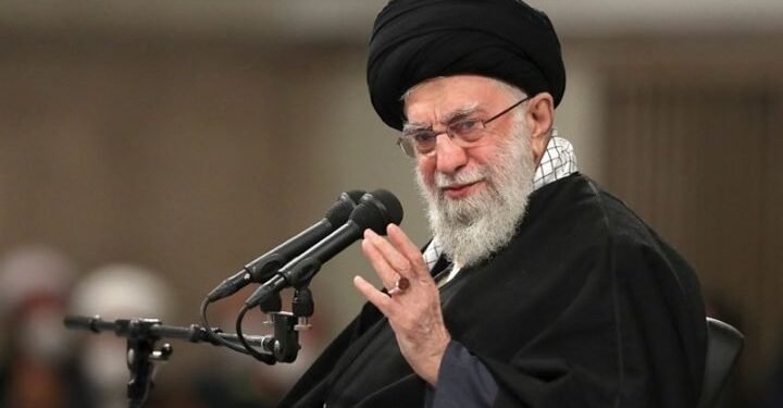 Khamenei: Israel Akan Alami Takdir “Pahit dan Menyakitkan” Usai Serang Iran