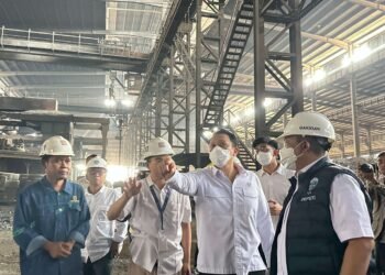 KLH Segel Tiga Perusahaan Baja di Serang karena Cemari Udara