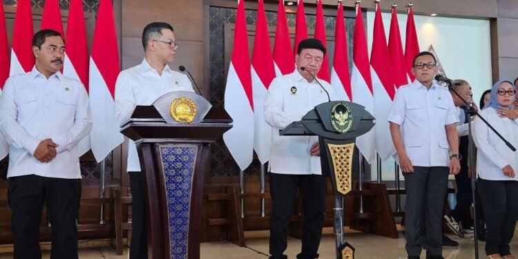 Menlu: 192 WNI Masih di Israel, Evakuasi Baru Capai Empat Orang