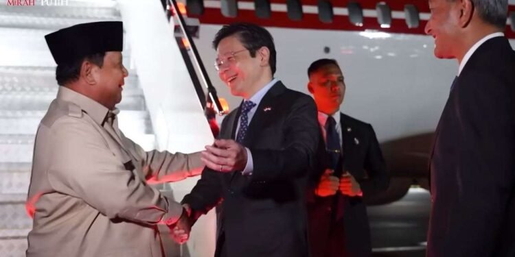 Presiden Prabowo Disambut Langsung PM Lawrence Wong di Singapura, Pererat Hubungan Bilateral