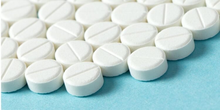 blackmores-digugat-kandungan-vitamin-b6-berlebihan