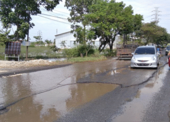 jalur-denpasar-gilimanuk-dialihkan-sebulan-akibat-jalan-amblas