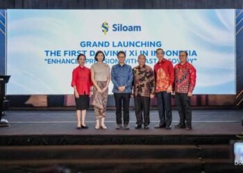 Sementara itu menurut CEO Siloam Hospitals Caroline Riady, kehadiran Da Vinci Xi menjadi bagian dari transformasi besar Siloam Hospitals dalam menghadirkan layanan kesehatan berbasis teknologi. Ke depan, Siloam berencana memperluas penggunaan bedah robotik untuk spesialisasi lain serta mengintegrasikan Artificial Intelligence (AI) dan telemedicine untuk meningkatkan akurasi diagnosis dan perawatan