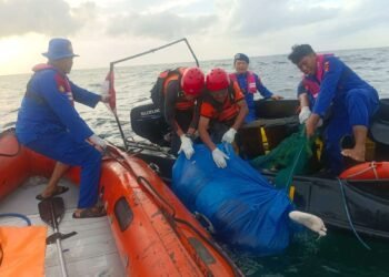 Dua Jenazah Korban KMP Tunu Pratama Jaya Ditemukan di Selat Bali