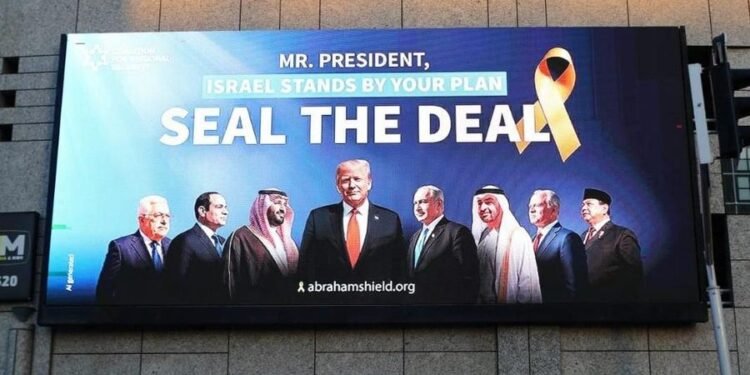 Viral Foto Prabowo di Baliho Israel, Ini Penjelasan Kemlu RI