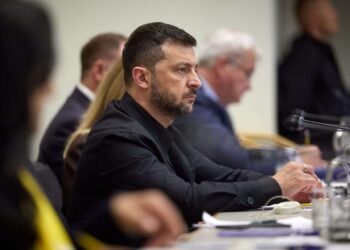 Zelenskyy Desak Dunia Hentikan Gempuran Rusia dan Larang AI dalam Persenjataan