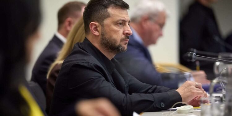 Zelenskyy Desak Dunia Hentikan Gempuran Rusia dan Larang AI dalam Persenjataan