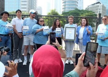 wings-care-luncurkan-happily-popok-celana-dewasa-3in1-pertama-di-indonesia