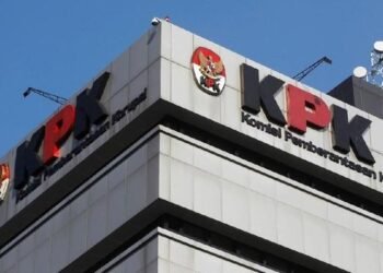 Menurut Budi, KPK memastikan penyitaan uang tersebut berhubungan dengan dampak diskresi pembagian kuota haji tambahan sebanyak 20 ribu yang dilakukan Kemenag pada tahun 2024. Langkah Kemenag itu membuat jatah kuota haji khusus yang dikelola Penyelenggara Ibadah Haji Khusus (PIHK) mengalami kenaikan dari 1.600 menjadi 10 ribu jamaah. Sehingga kenaikannya mencapai 8.400 kuota.