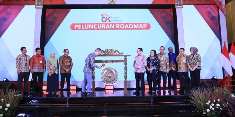 Menurut Mahendra, diharapkan roadmap ini dapat menjadi tonggak sejarah penting bagi industri pergadaian Indonesia, industri yang tidak hanya tumbuh secara finansial, tapi juga berkontribusi dalam memperkuat kesejahteraan masyarakat, memperluas inklusi keuangan, dan memperkokoh ketahanan ekonomi nasional.