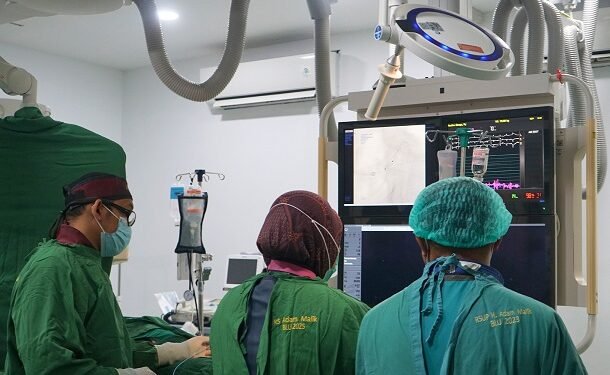 RS Adam Malik Medan Teknologi IVL