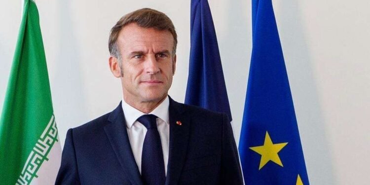 Macron Didesak Gelar Pemilu Dini di Tengah Krisis Politik Prancis