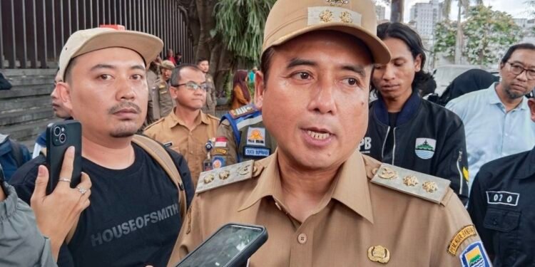 Terseret Kasus Korupsi, Kejari Bandung Pertimbangkan Cegah Wakil Wali Kota Erwin ke Luar Negeri
