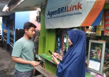 Pada saat ini, AgenBRILink menjadi bagian penting ekosistem inklusi keuangan nasional, termasuk di wilayah 3T. Fungsinya pun kian luas, mulai dari pembayaran tagihan, top-up BRIZZI, setoran pinjaman, hingga layanan asuransi mikro, tarik tunai luar negeri, pembelian voucher, dan tiket perjalanan.