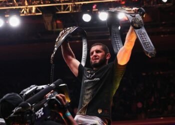 Taklukkan JDM, Islam Makhachev Sukses Jadi Juara Dua Divisi UFC