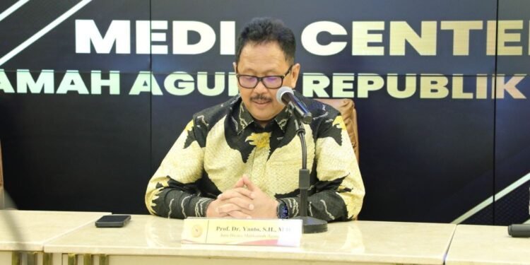 MA: Rehabilitasi Direksi ASDP Adalah Hak Istimewa Presiden