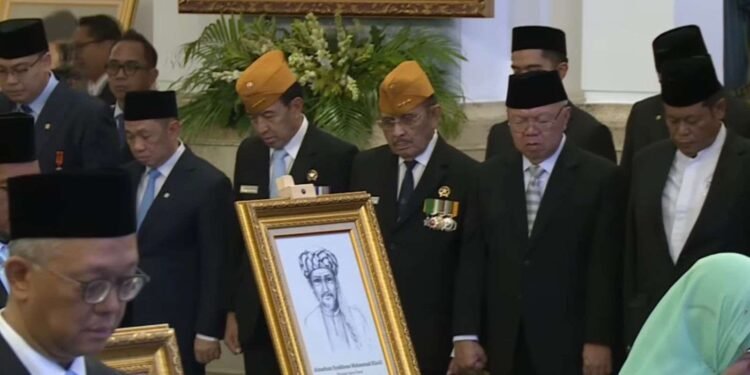 Syaikhona Muhammad Kholil Dianugerahi Gelar Pahlawan Nasional 2025