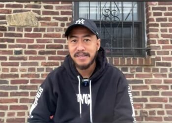 Pandji Pragiwaksono Dikecam Usai Lecehkan Budaya Toraja Lewat Candaan