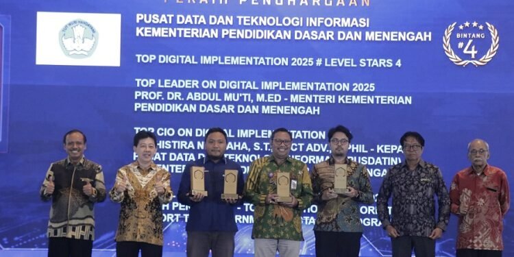 Pacu Transformasi Digital Nasional, Rumah Pendidikan Kemendikdasmen Raih Penghargaan TOP Digital Awards