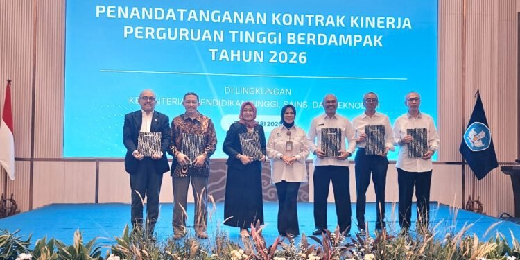 ratusan-rektor-teken-kontrak-kinerja-kampus-berdampak-2026
