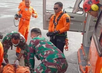 Hari Kelima Operasi SAR, Korban Pesawat ATR 42-500 Dievakuasi dengan Metode Hoist