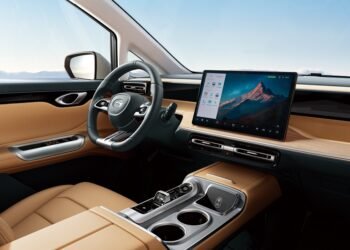 gac-mpv-7-seater-hybrid-iims-2026