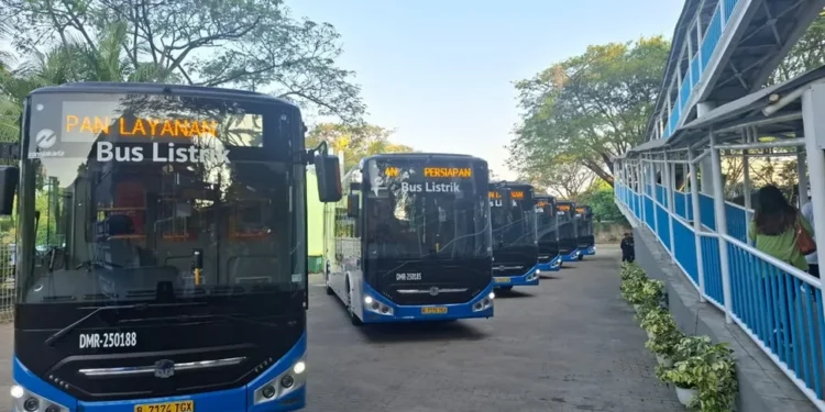 Tranjakarta jurusan Blok M - Bandara Soetta siap beroperasi - Ist
