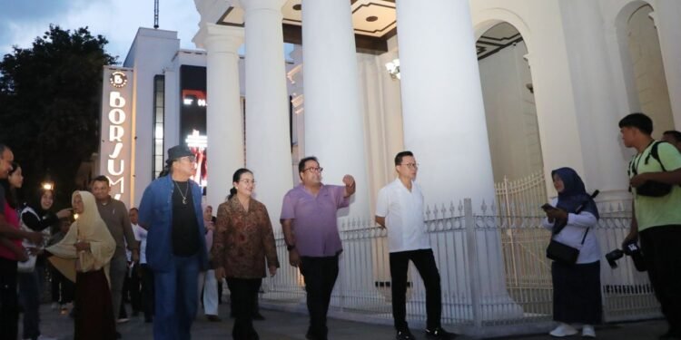 Wakil Gubernur DKI Jakarta Rano Karno mengunjungi Kawasan Kota Lama Semarang - Dok. Pemkot Semarang