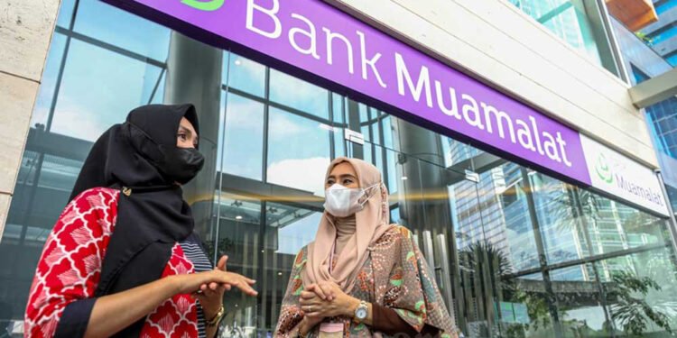 Menurut Imam, banyak capaian lain yang berhasil ditorehkan Bank Muamalat. Seperti misalnya, Dana Pihak Ketiga (DPK) dicatat sebesar Rp 45,5 triliun atau meningkat 9,0% (yoy). Selain itu, total aset juga naik sebesar 3,8% menjadi Rp 62,3 triliun. Demikian pula rasio kecukupan modal (CAR) dicatat sebesar 26,37% di akhir 2025, atau di atas ketentuan batas minimum yang ditetapkan regulator.
