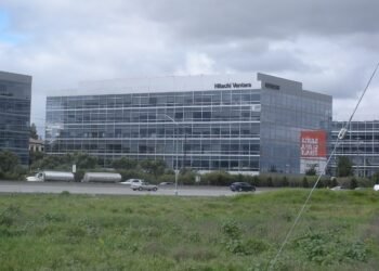 hitachi-iq-agentic-ai