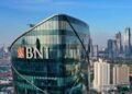 Direktur Utama BNI Putrama Wahju Setyawan mengatakan perseroan akan terus menjaga pertumbuhan dengan prinsip kehati-hatian. Untuk memperkuat permodalan, BNI menerbitkan instrumen Additional Tier-1 senilai USD 700 juta serta menjalankan transformasi bisnis melalui inisiatif BRAVE guna memperkuat jaringan hingga level cabang.