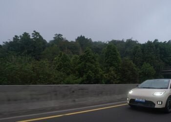 aion-ut-penjualan-medium-hatchback-ev-maret-2026