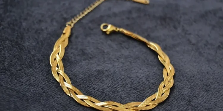 Harga Emas Perhiasan Bergerak Variatif, Selisih Antar Gerai Jadi Perhatian