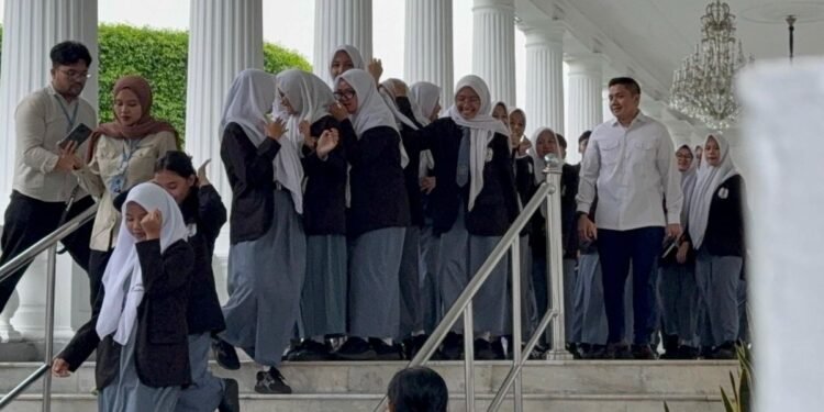 Prabowo Buka Istana untuk Anak Sekolah, Dorong Generasi Muda Bermimpi Besar
