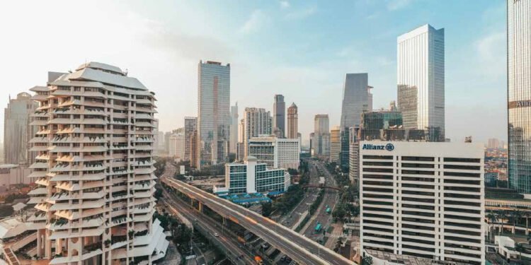 Pernyataan Pramono tersebut disampaikan guna menanggapi putusan Mahkamah Konstitusi yang menolak seluruh permohonan uji materi Undang-Undang Nomor 3 Tahun 2022 tentang IKN. Hingga saat ini, Pemerintah Provinsi DKI Jakarta juga masih menggunakan nomenklatur Daerah Khusus Ibukota (DKI) dan belum berubah menjadi Daerah Khusus Jakarta (DKJ).